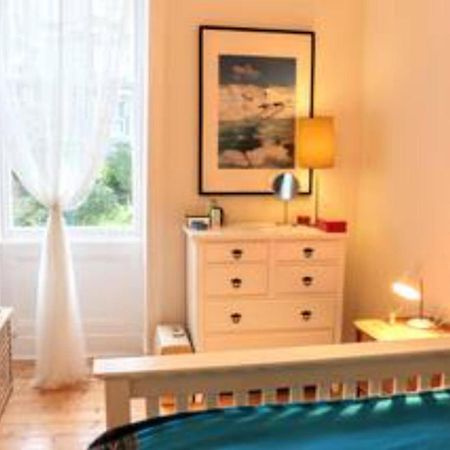 Bright Modern Arthurs Seat 2 Bedroom Apartment Edinburgh Exterior photo
